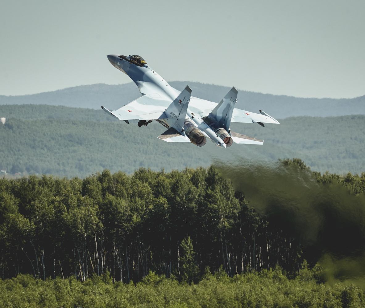 Истребитель Су-35С: экстремально опасен