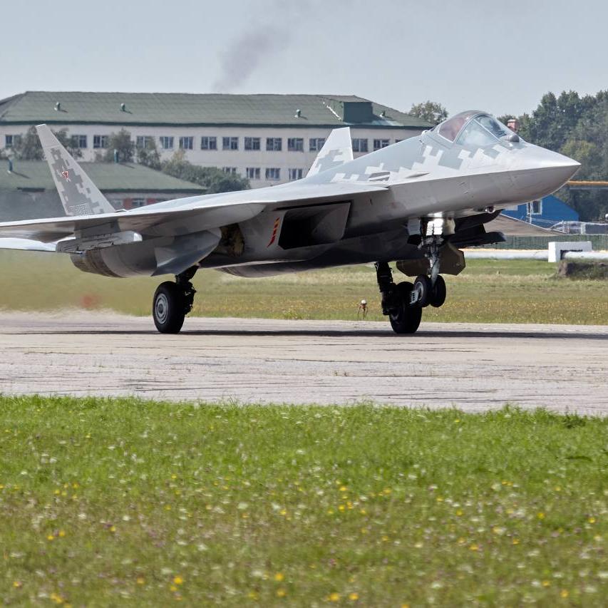 ОАК передала в войска партию самолетов Су-57 и Су-35С